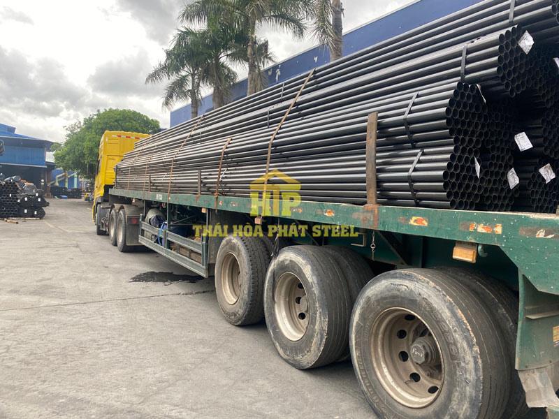 Thái Hòa Phát giao 45 tấn thép ống cho công trình tại Bình Dương