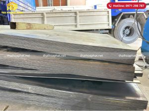 Giao 11 tấn thép tấm cho công trình tại Long An