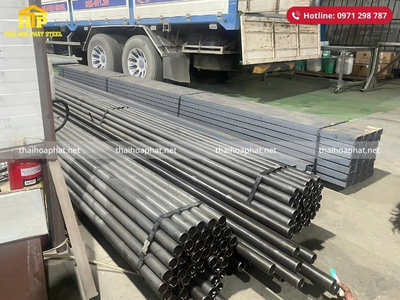 Giao 11 tấn thép tấm, ống đen và thép hình U cho công trình tại Biên Hoà