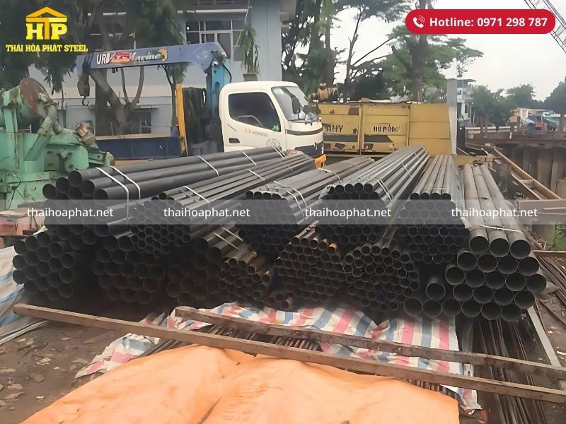 Giao 12 tấn thép ống đen cho công trình tại Quận Bình Thạnh, TP. Hồ Chí Minh