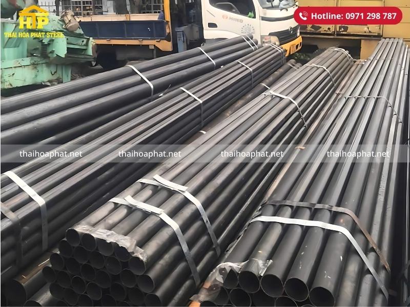 Giao 12 tấn thép ống đen cho công trình tại Quận Bình Thạnh, TP. Hồ Chí Minh