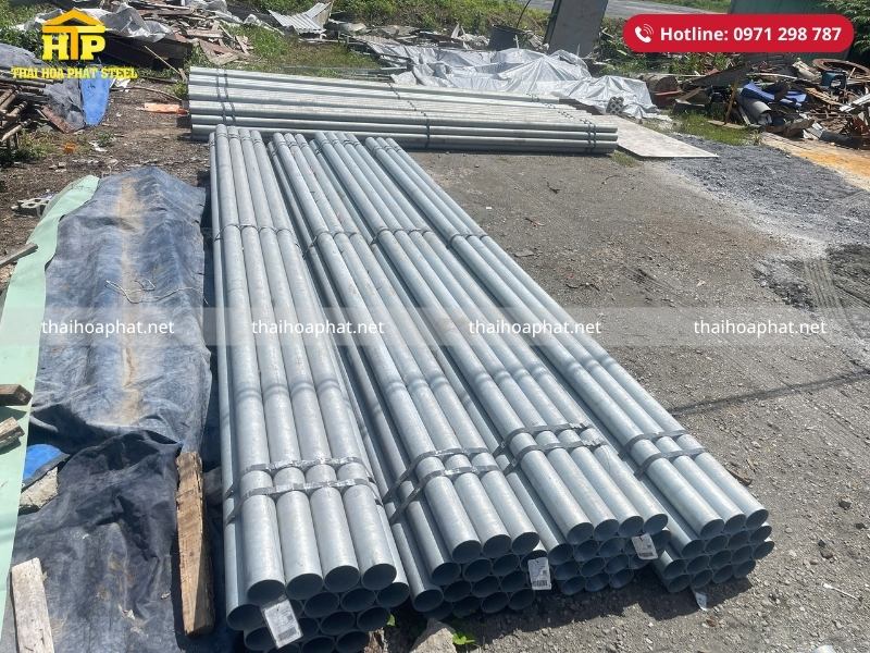 Giao 12 tấn thép ống mạ kẽm nhúng nóng cho công trình tại Bình Phước