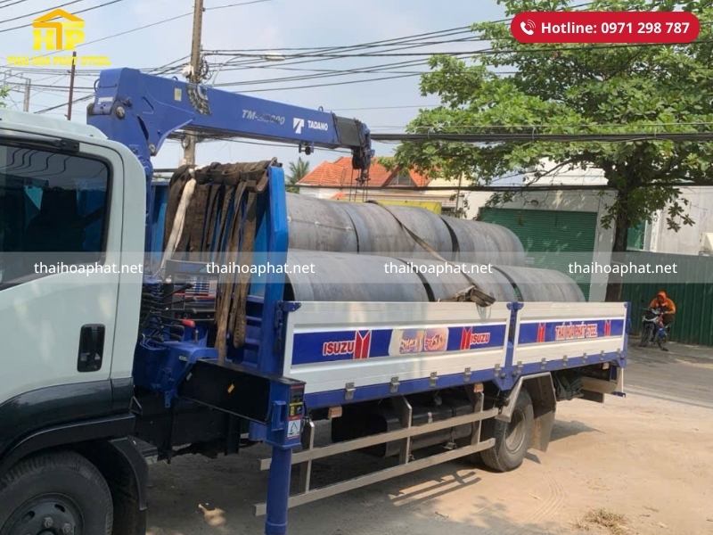 Giao 9 ống D900 cho công trình tại Bình Chánh, TP. Hồ Chí Minh