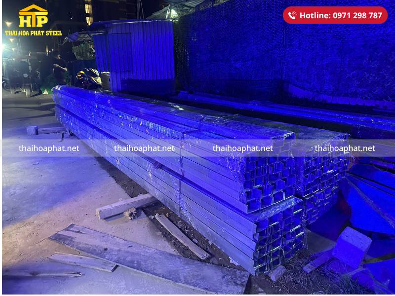 Giao 15 tấn thép hình V và U cho công trình tại Quận 9, Thành phố Hồ Chí Minh