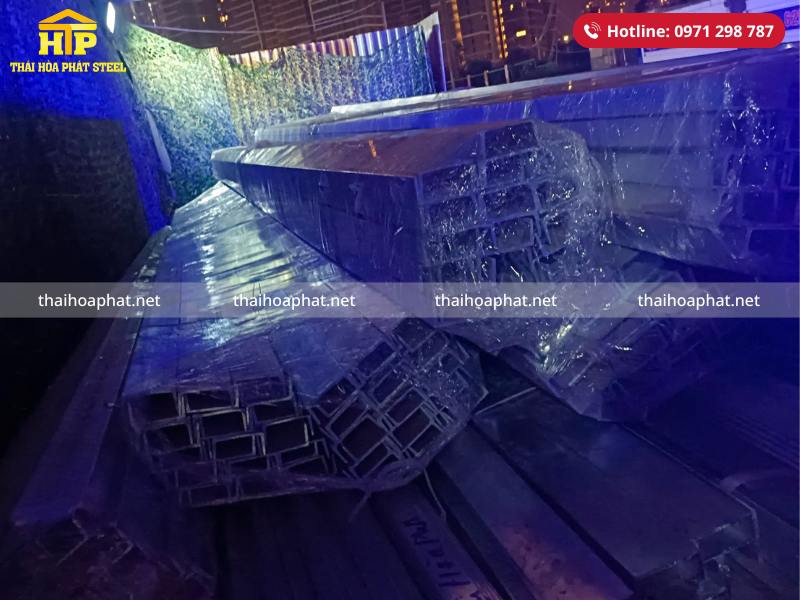 Giao 15 tấn thép hình U nhúng nóng cho công trình tại Quận 9, Thành phố Hồ Chí Minh
