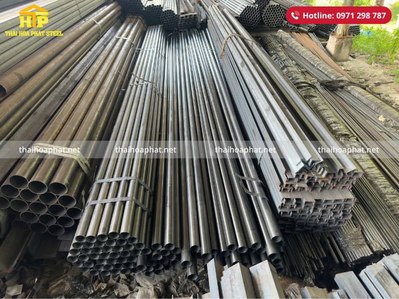 Giao 16 tấn thép ống cho công trình tại Quận 12, Thành phố Hồ Chí Minh