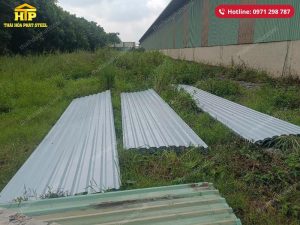 Giao 2200m tôn xanh ngọc cho công trình tại Bình Phước