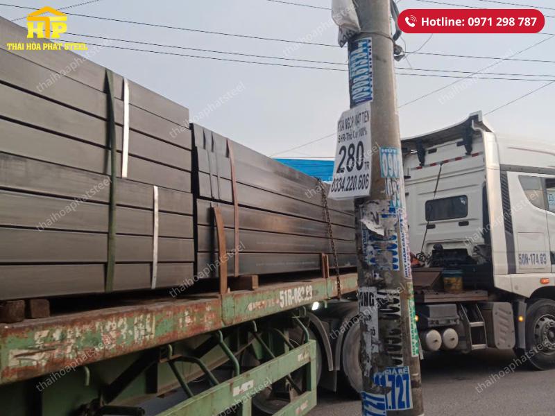 Giao 30 tấn thép hộp vuông và thép ống cho công trình tại Bà Rịa - Vũng Tàu
