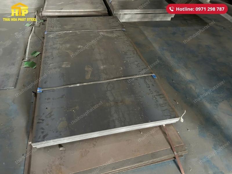 Giao 10 tấn thép tấm cho công trình tại Long An