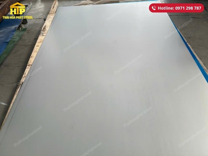 Giao 4 tấn thép tấm mạ kẽm cho công trình tại Củ Chi, Thành phố Hồ Chí Minh