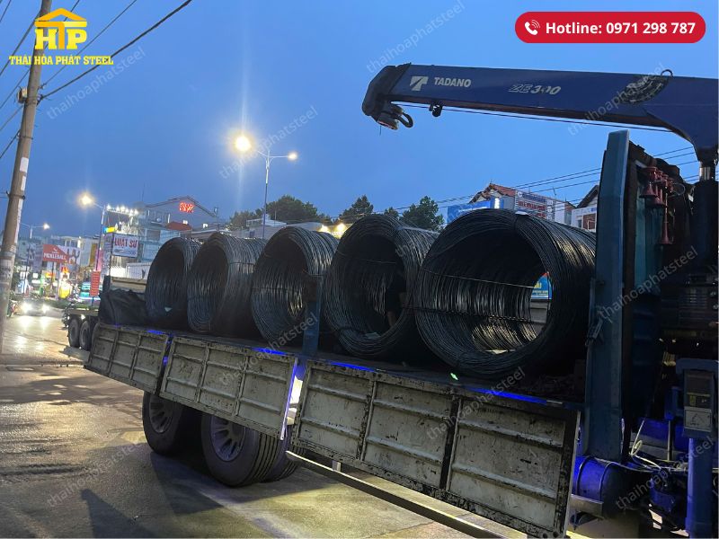 Giao 11 tấn thép cuộn D6 cho công trình tại Quận 12, Thành phố Hồ Chí Minh