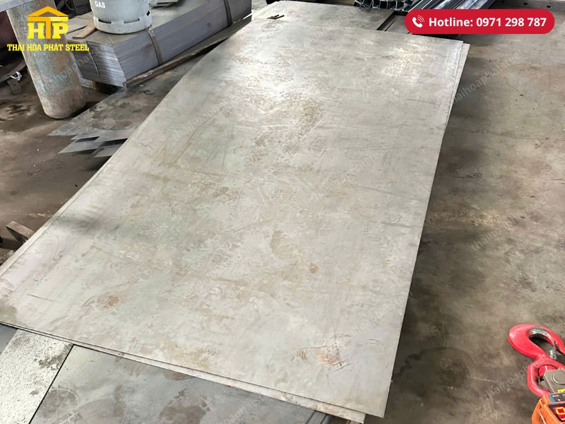 Giao 2 tấn thép hộp, tấm và thép hình cho công trình tại Bình Chánh, Thành phố Hồ Chí Minh