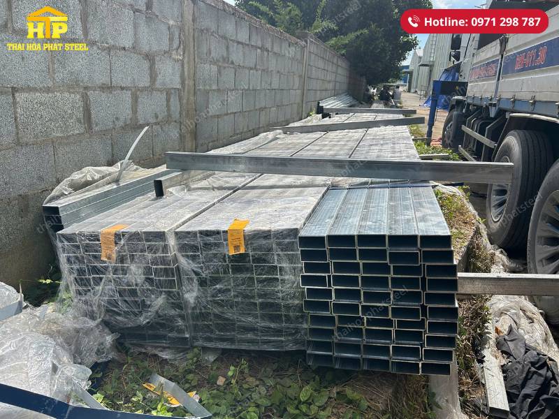 Giao 15 tấn thép hộp và thép tấm cho công trình tại Nhơn Trạch, Đồng Nai