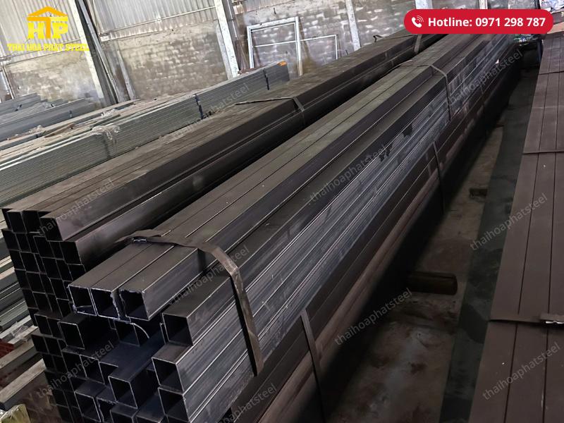 Giao 10 tấn thép tấm, thép ống và thép hình U cho công trình tại Long An