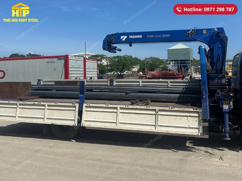 Giao 6 tấn thép hình V cho công trình tại Vũng Tàu